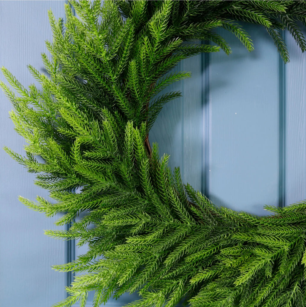 Real touch 'Norfolk pine' wreath