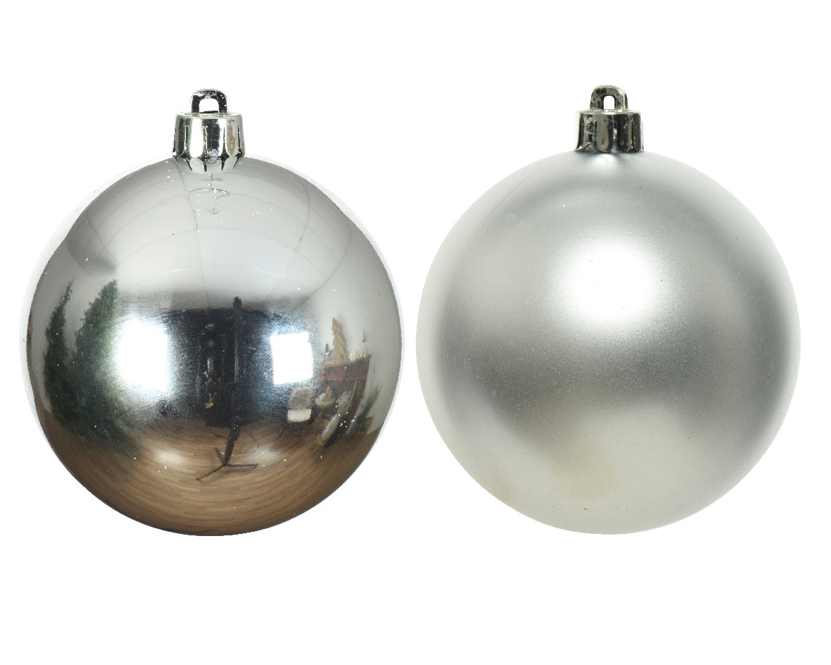 Box of 4 Silver Baubles