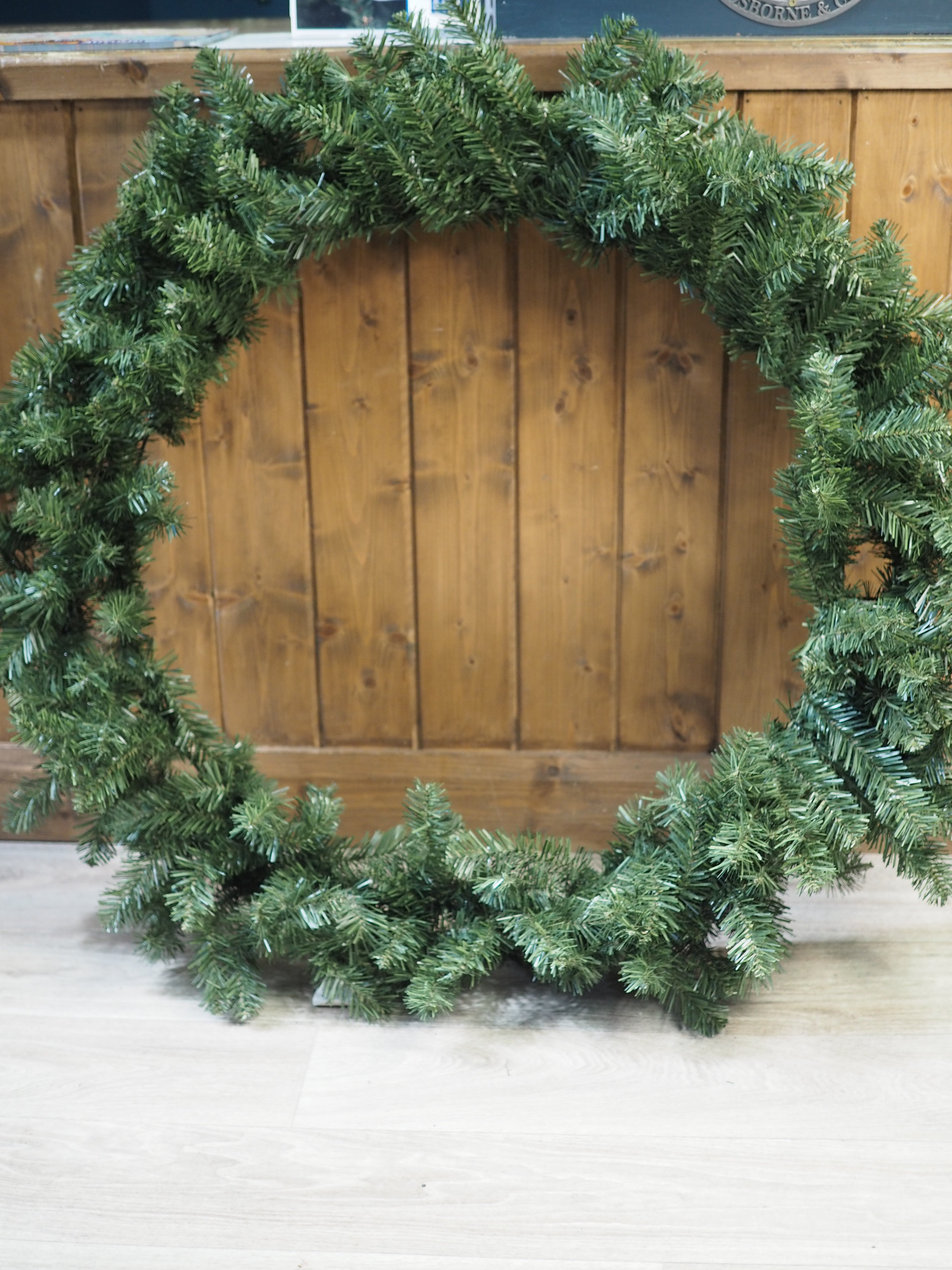 Medium Imperial wreath (90cm)
