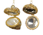 Bejewelled bauble with clasp closure