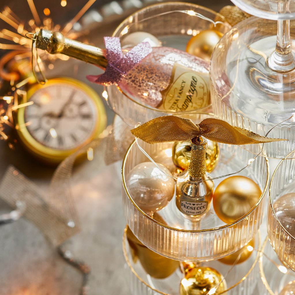 Gold pocket watch hanging decoration