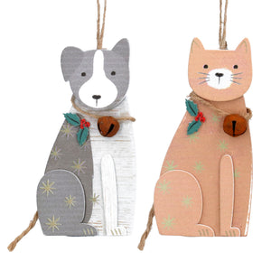 Wooden dog/cat hanging decoration