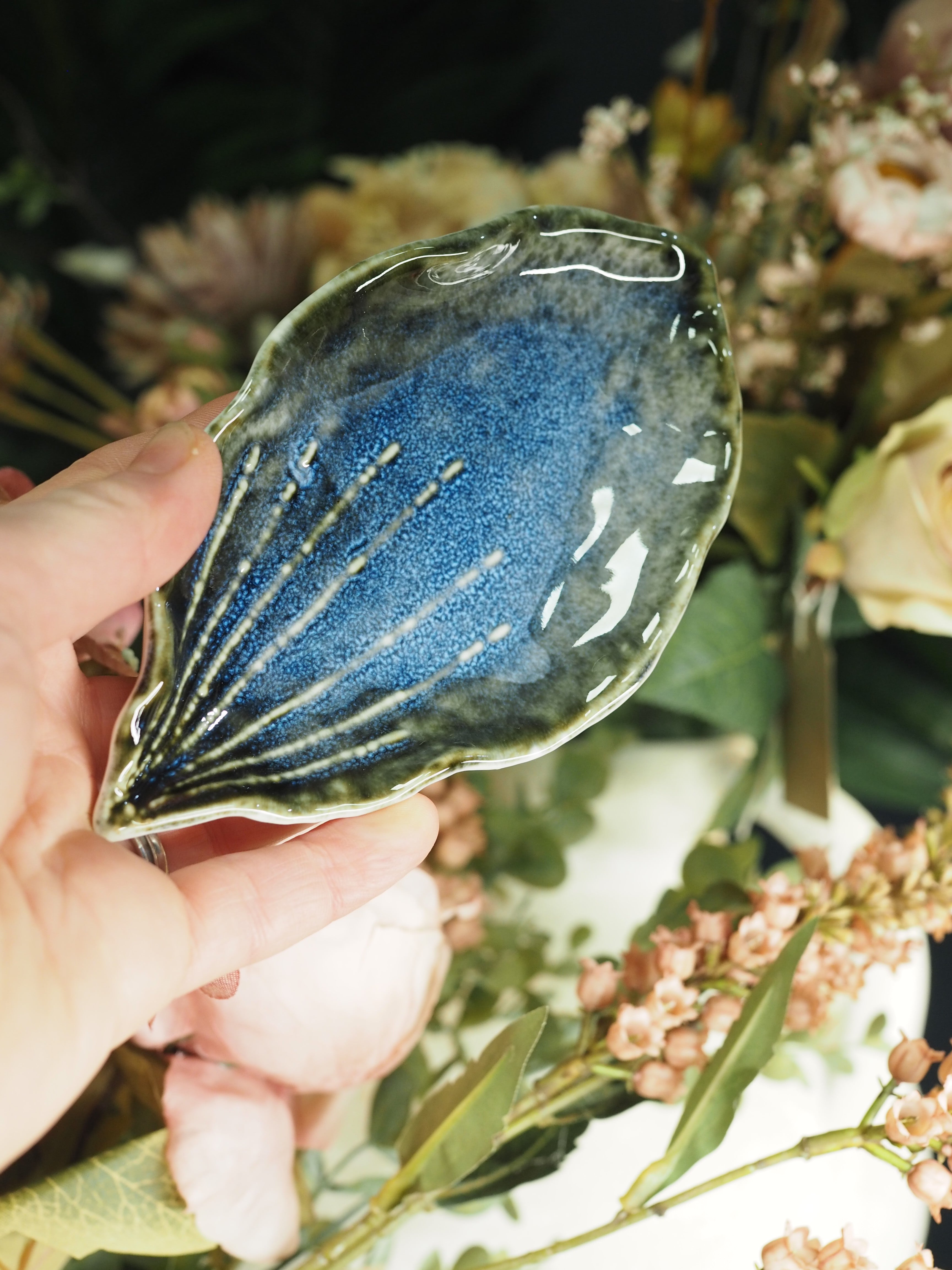 Blue reactive stoneware shell trinket dish