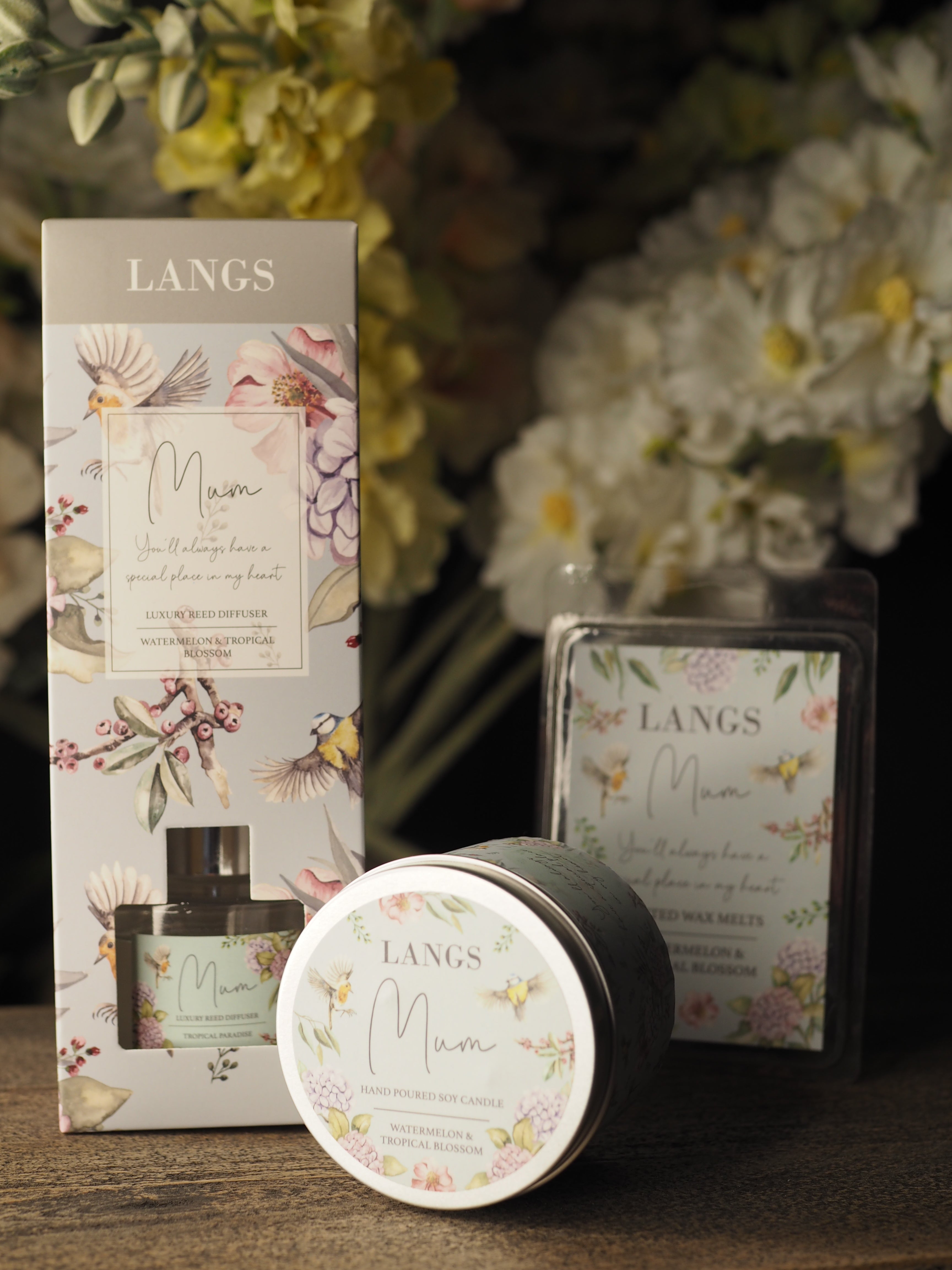 'Mum' Hand poured soy candle