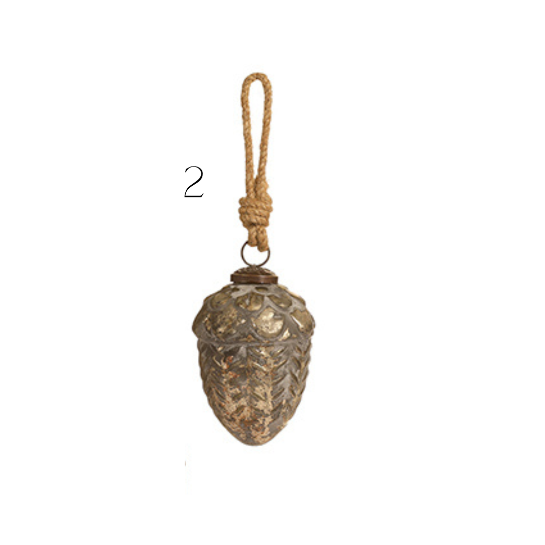 10cm Antique finish glass acorns