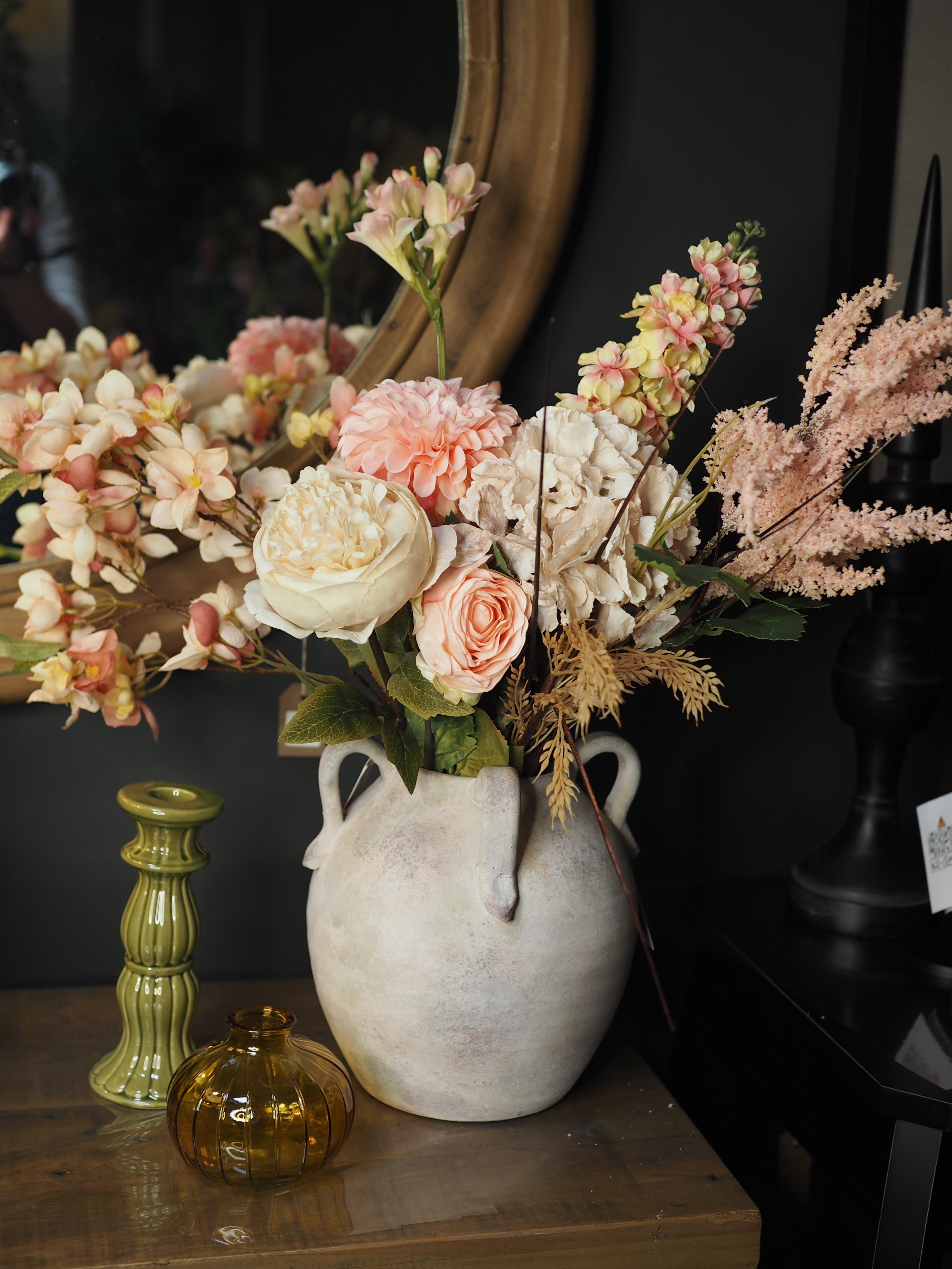 Peach Melba floral bouquet