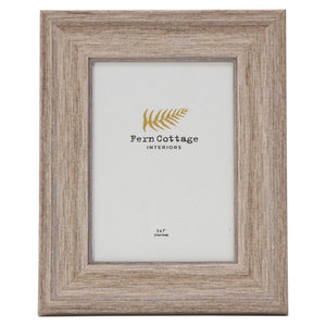 Light grey wood effect frame 5'' x 7''