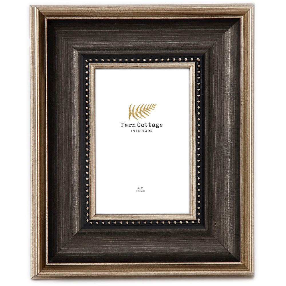 Black and brushed gold frame 4'' x 6''