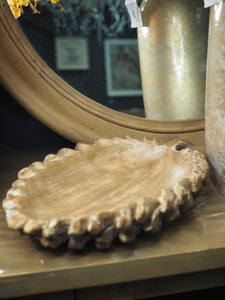 Pine cone deco bowl