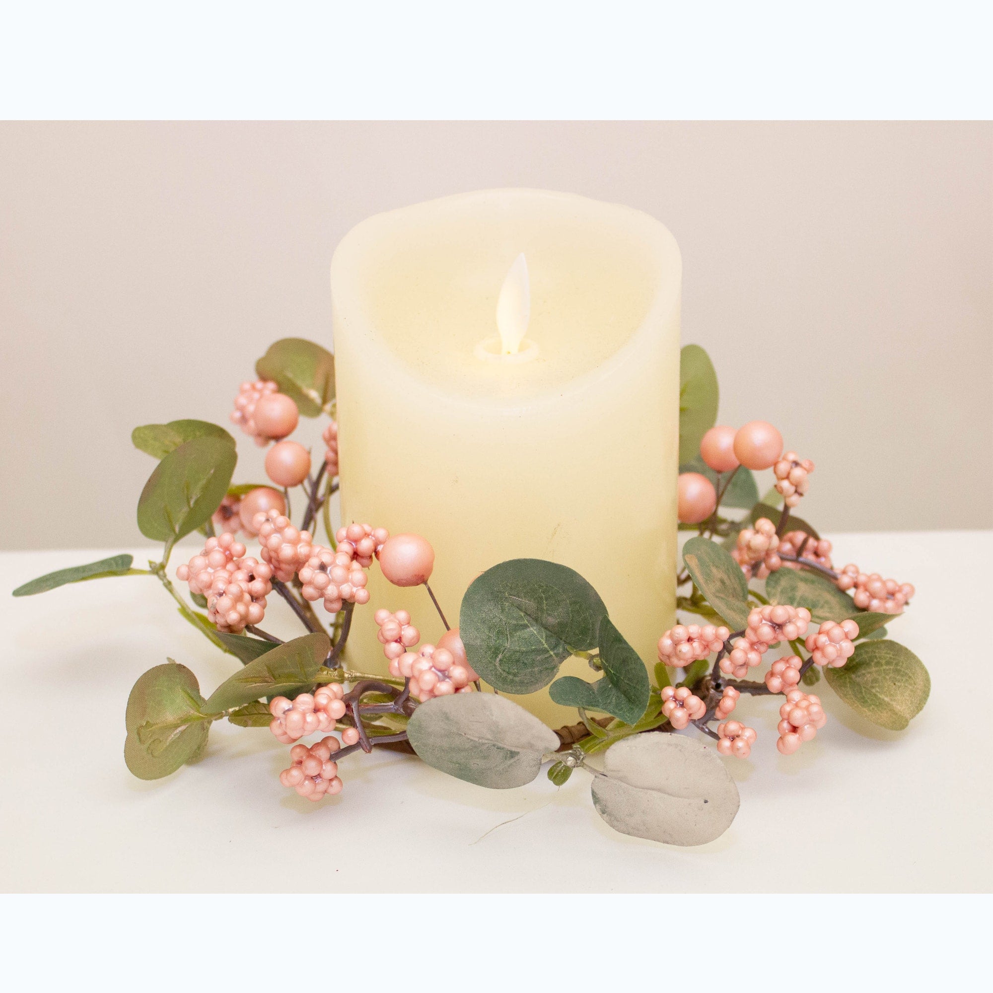 Blush pink berry candle ring