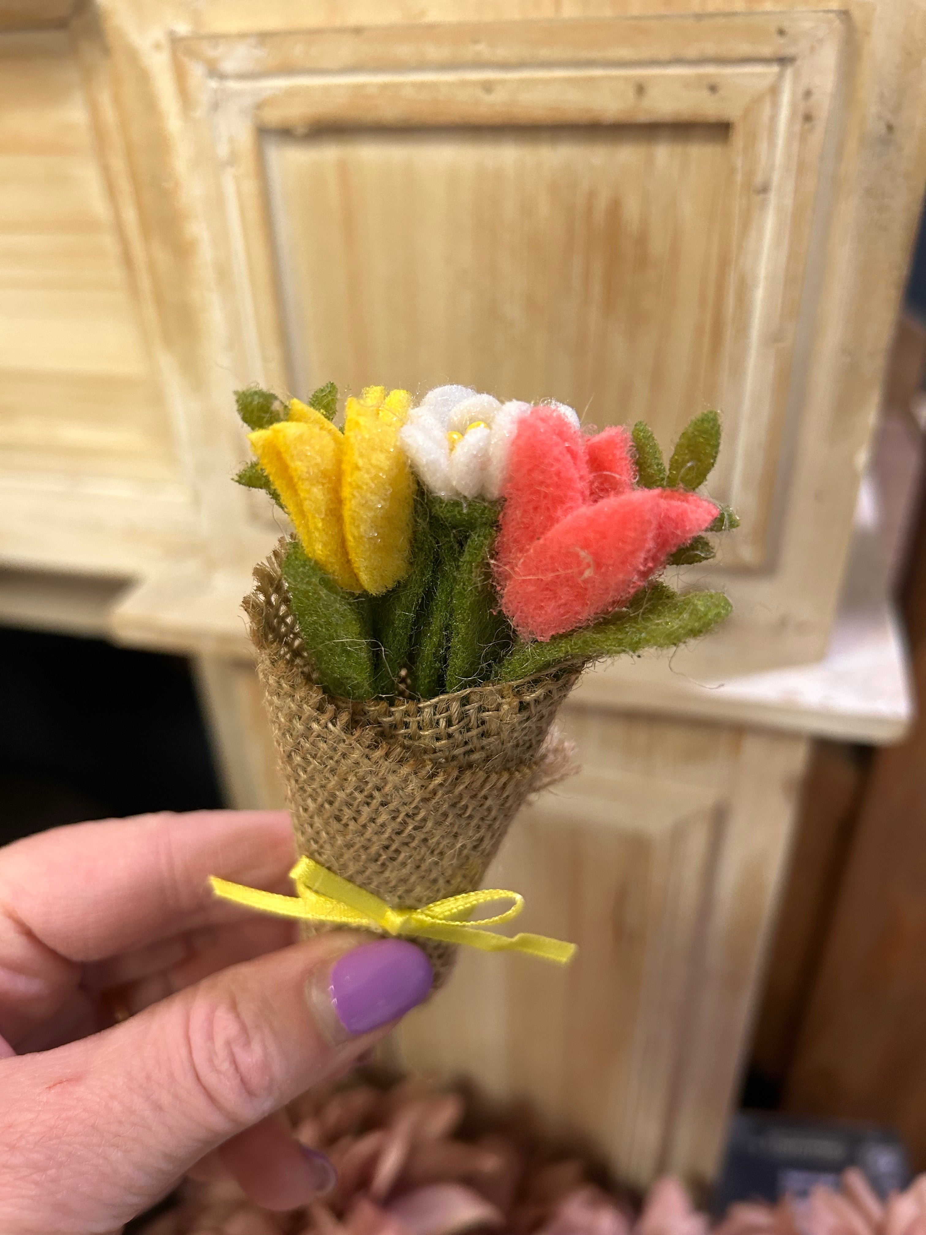 Bright & beautiful mini flower bouquet in giftbox