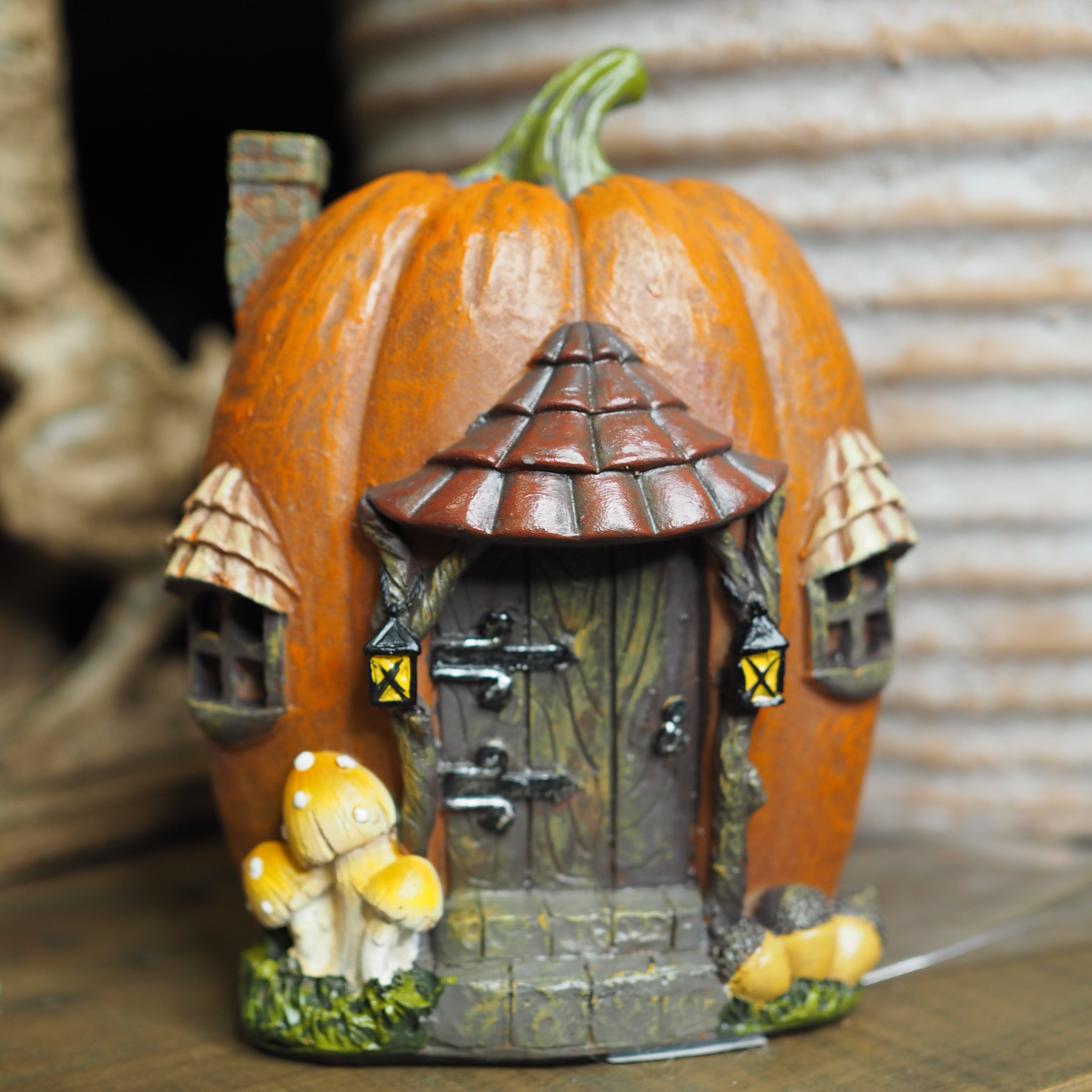 Light up pumpkin house