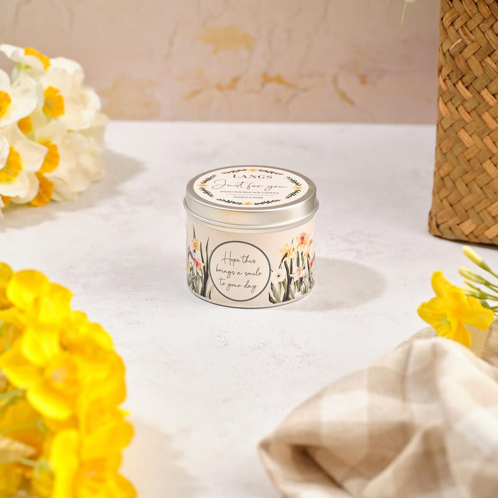Vanilla noir soy wax candle in tin