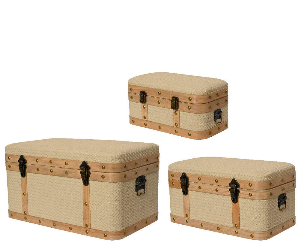 Chests with wooden rim and copper closure