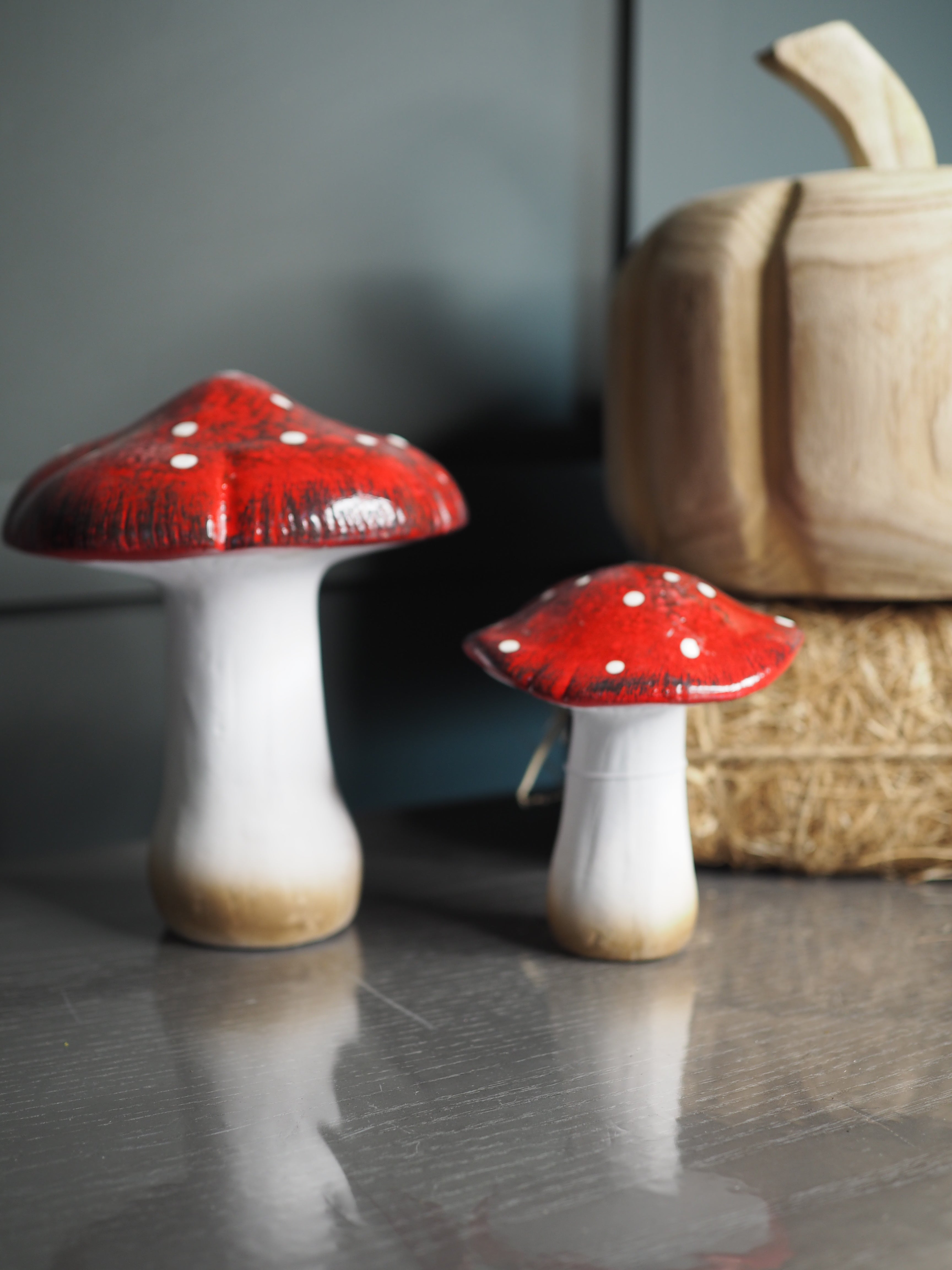 Terracotta toadstool (18.5cmH)