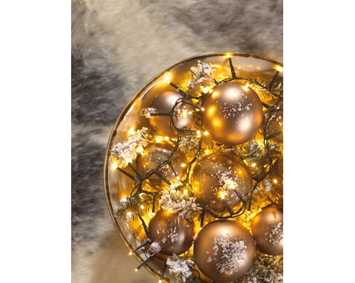 2000 LED Compact warm white lights on green cable