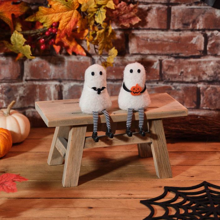 Spooktacular ghost shelf sitters