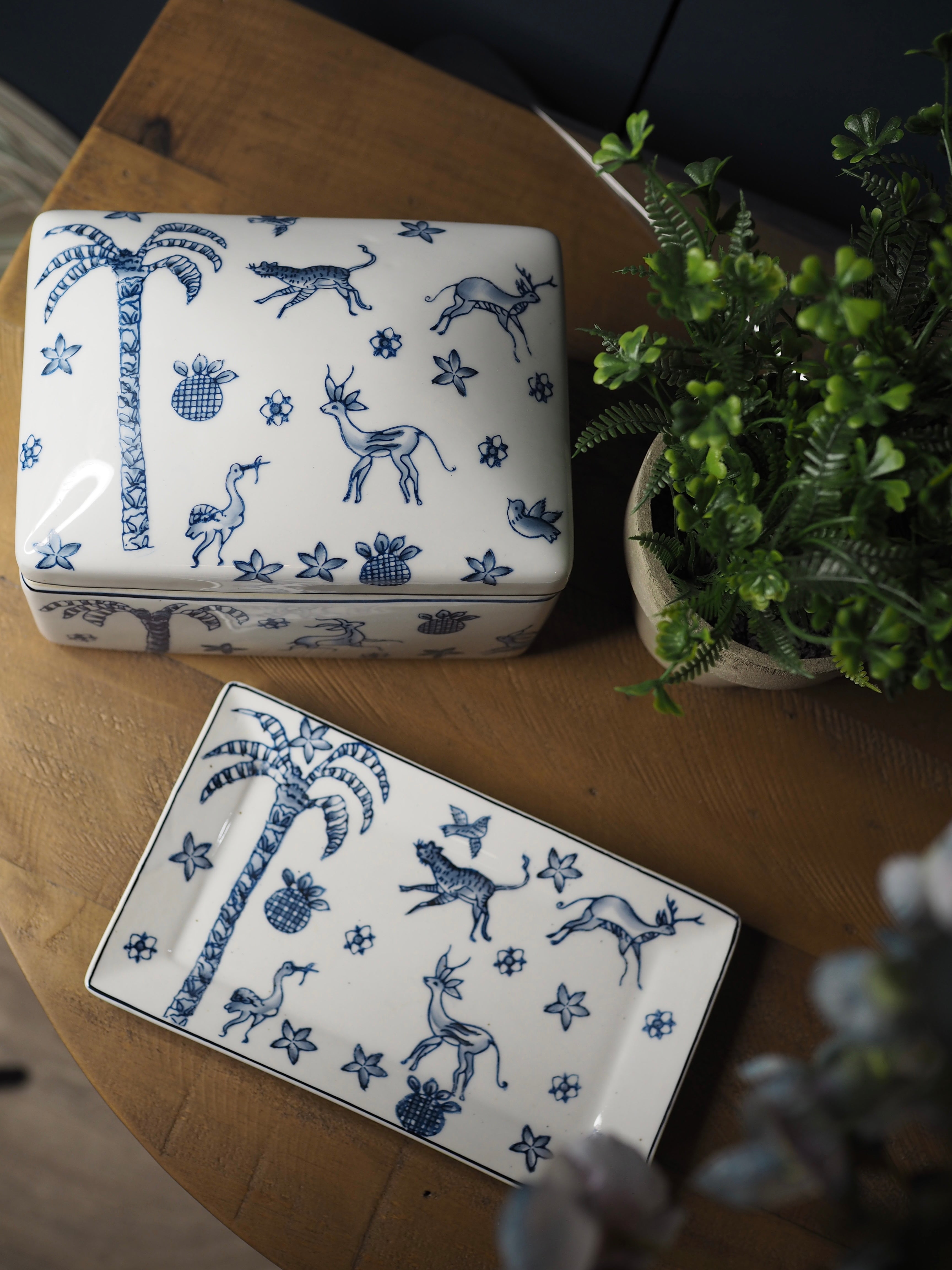 Blue & white palm tree trinket plate