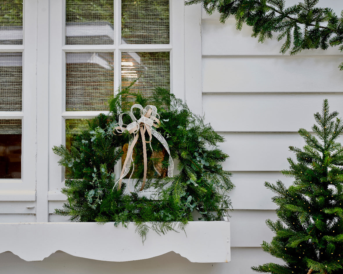 Grandis Wreath Indoor/Outdoor