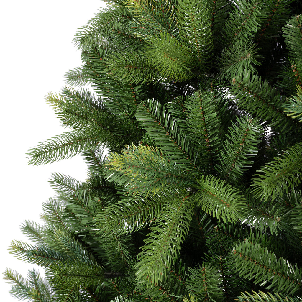 Freiburg Pine Christmas tree 10ft