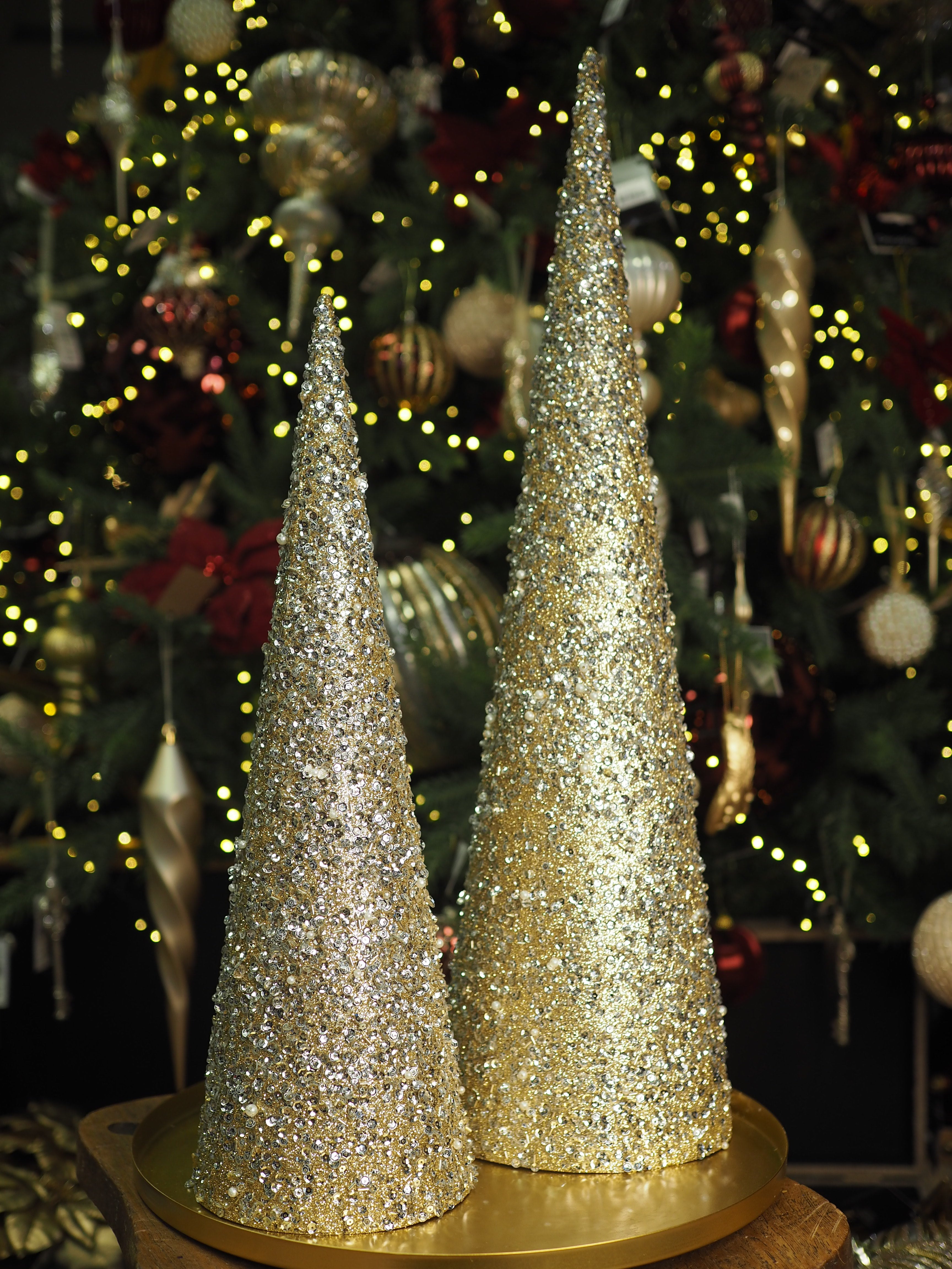 Set of 2 glitter cone trees