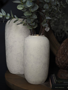 Terracotta vase with gold detail (Tall)