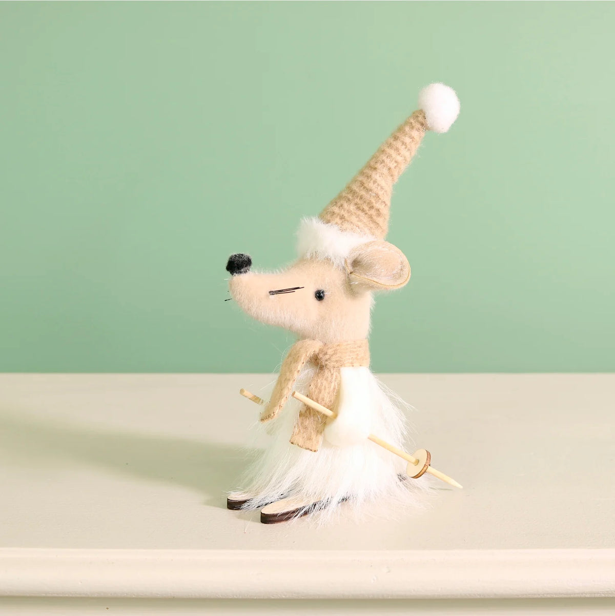 Festive 'Winifred' the skiing mouse