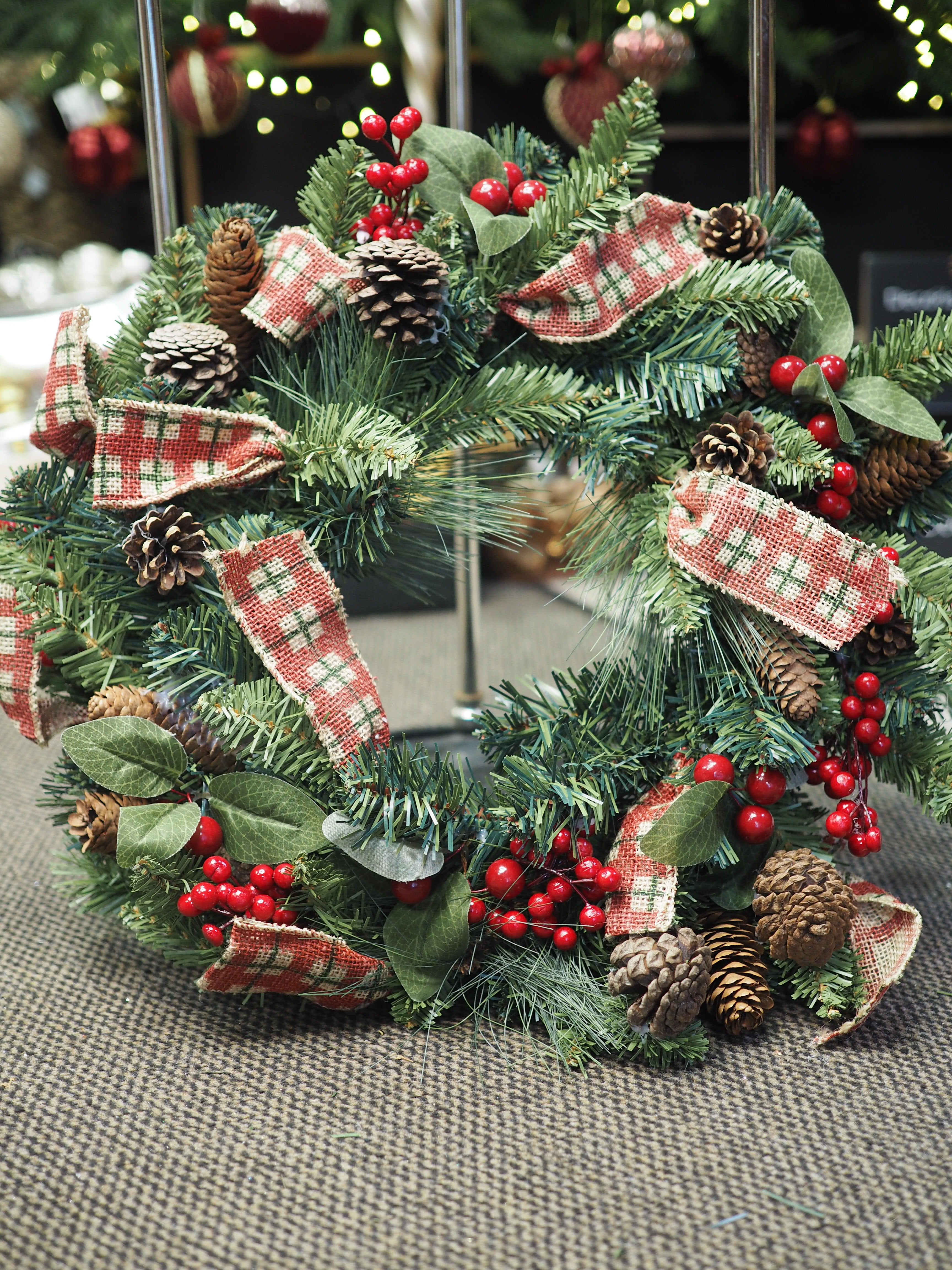 Ribbon, berry and cone wreath