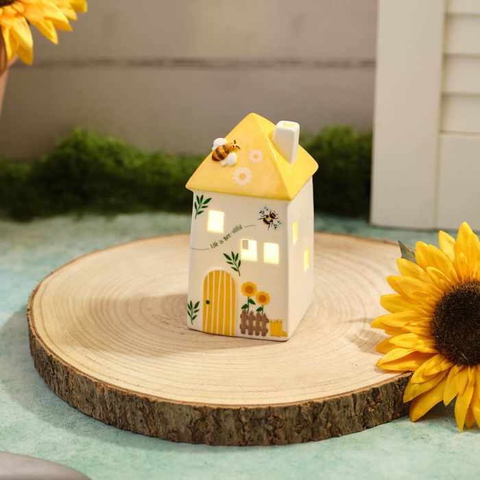 Blossom & bloom light up house with yellow roof