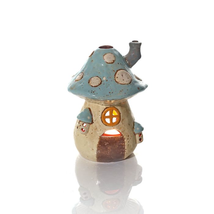 LED stoneware toadstool house