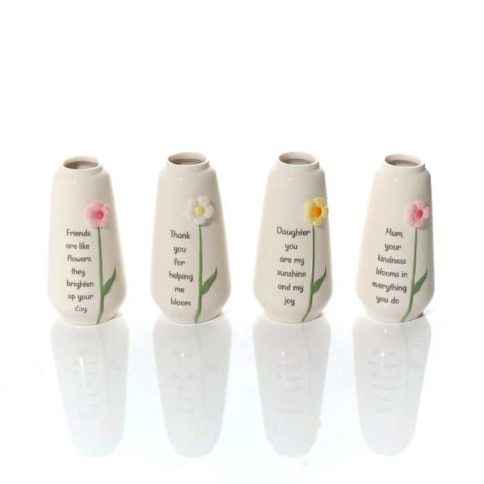 Sentimental vase with 3D flower