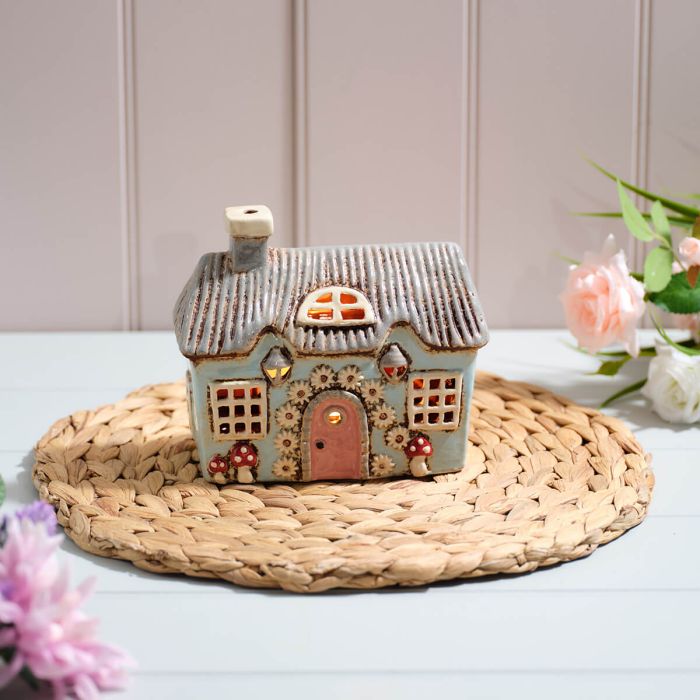 Cottage garden light blue tealight house
