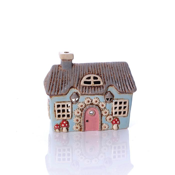 Cottage garden light blue tealight house