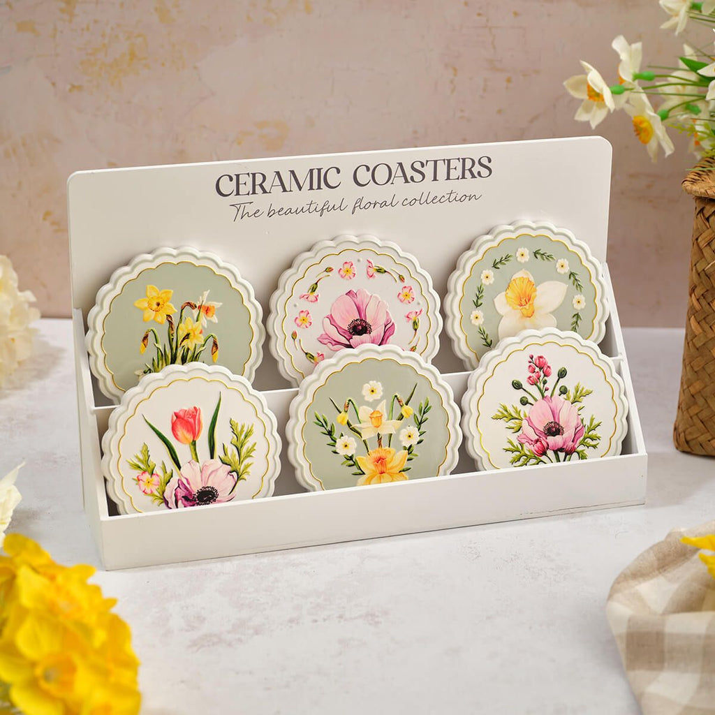 Floral ceramic coaster with gold scalloped edge