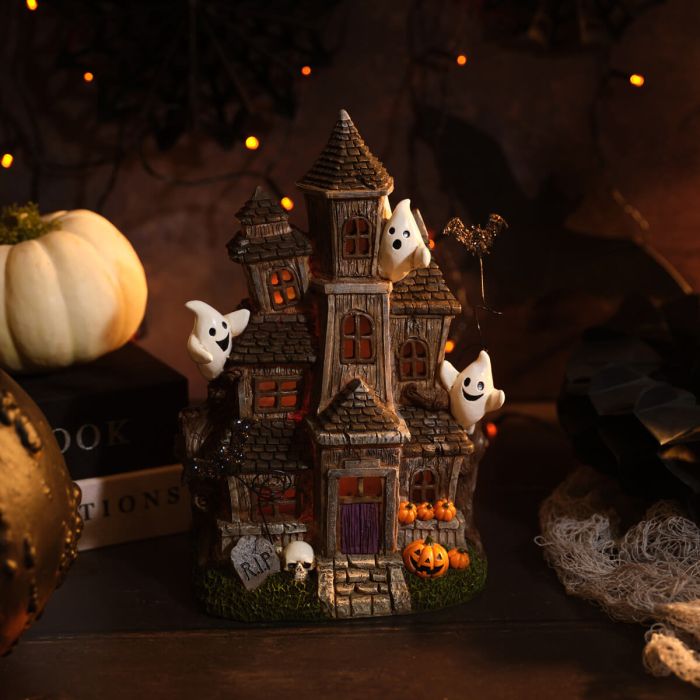 Creepy cuties light up haunted house