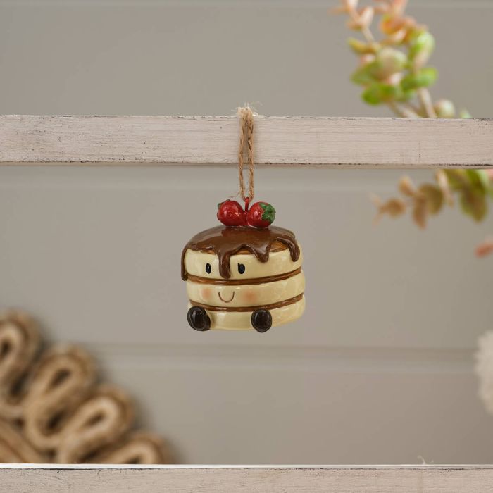 Handcrafted Penelope the pancake hanging dec
