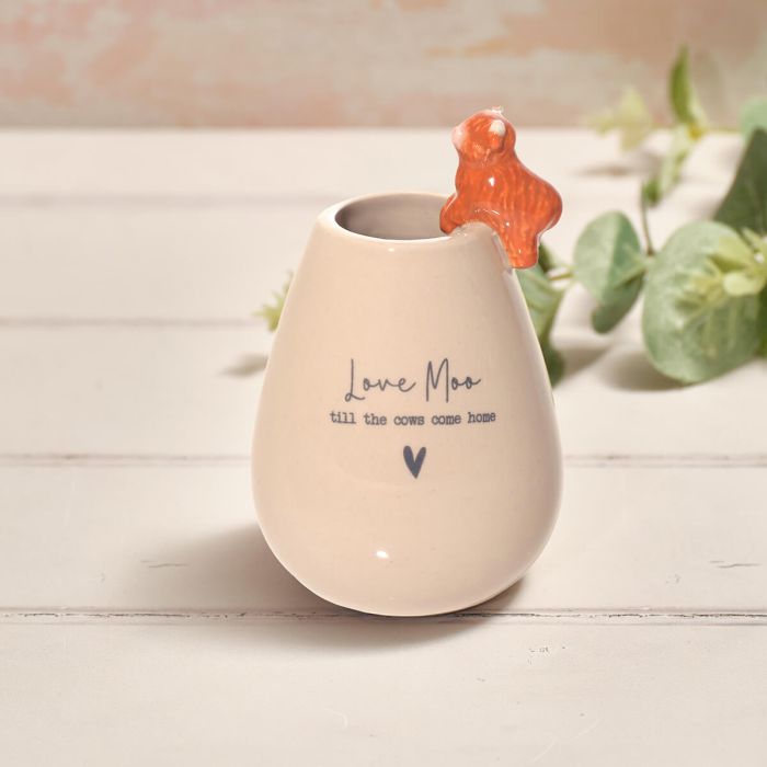 Tiny world Highland cow bud vase