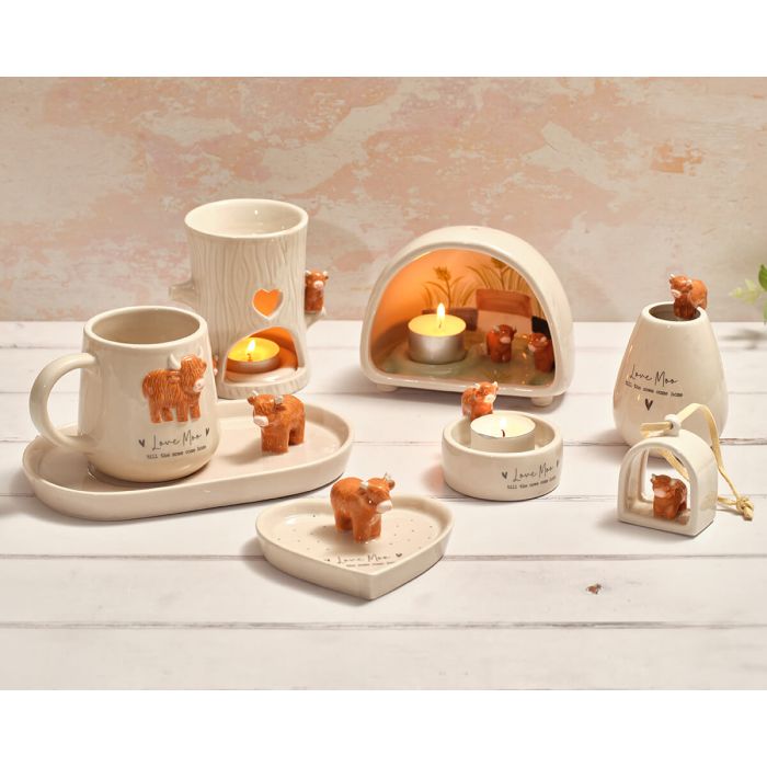 Tiny world Highland cow bud vase