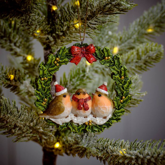Festive robin family wreath hanging dec