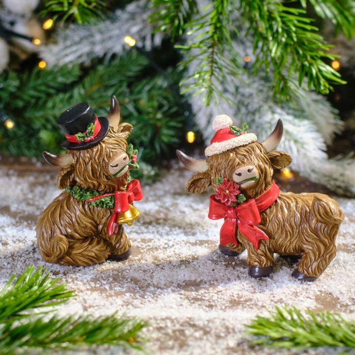 Christmas highland cow ornament