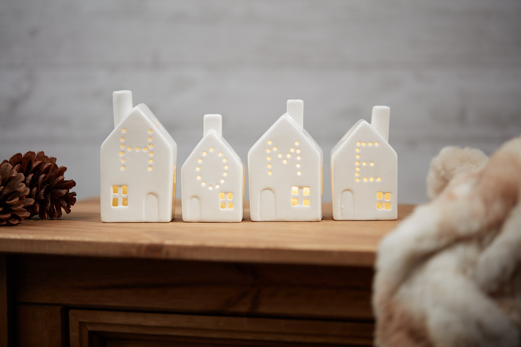 'Home' set LED houses