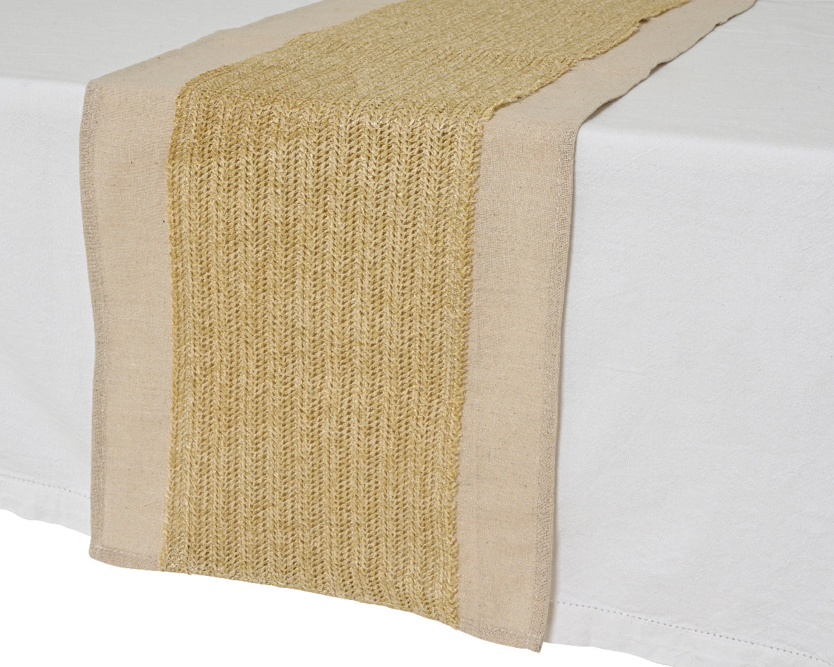 Natural tablerunner