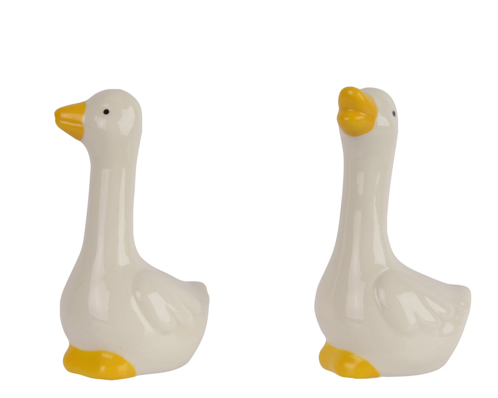 Porcelain goose ornament (12cmH)