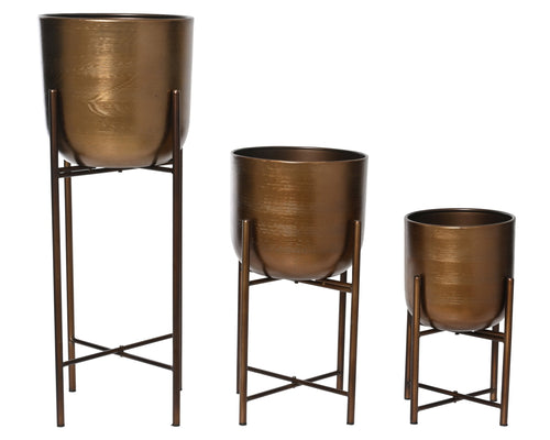 Bronze planter with texture