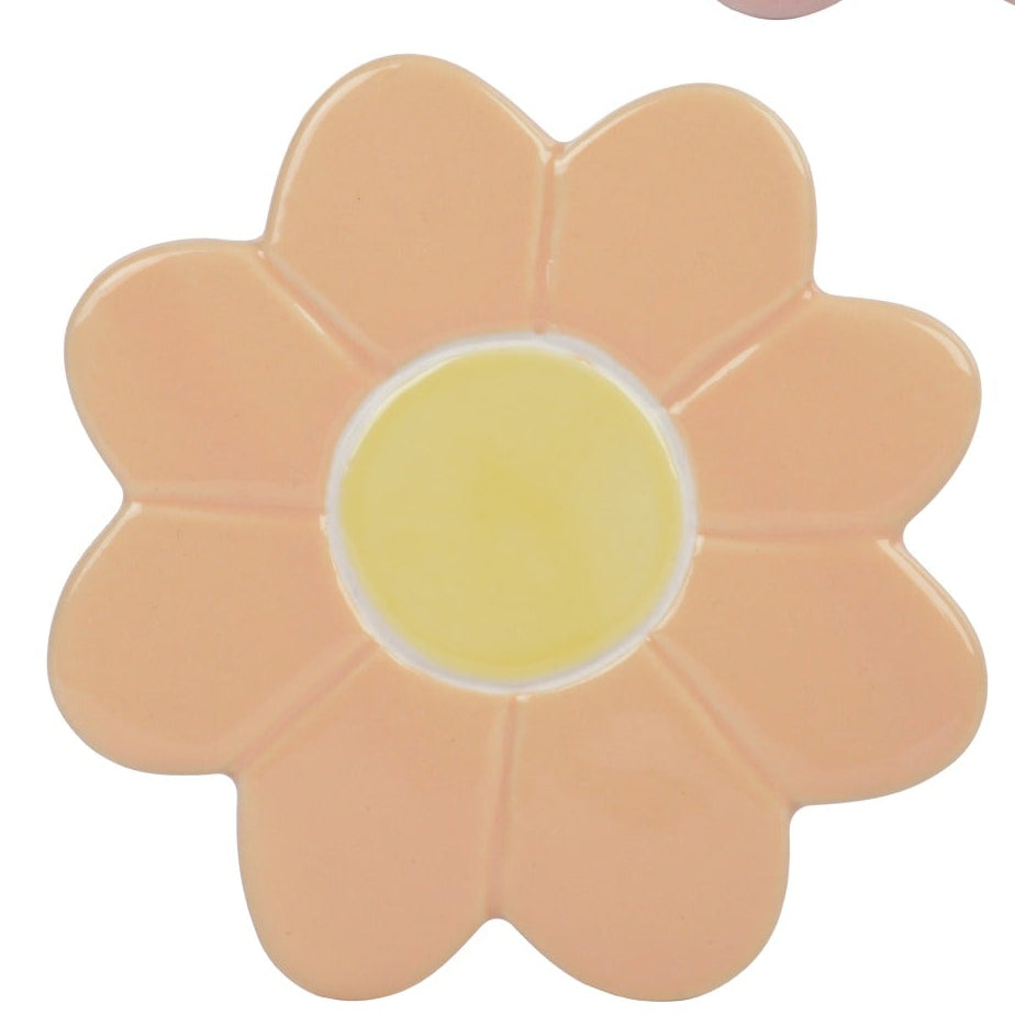 Porcelain daisy coaster