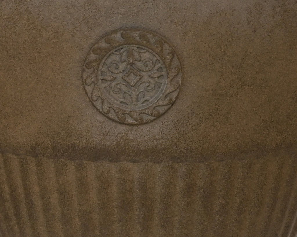 Elizabeth heritage style planter