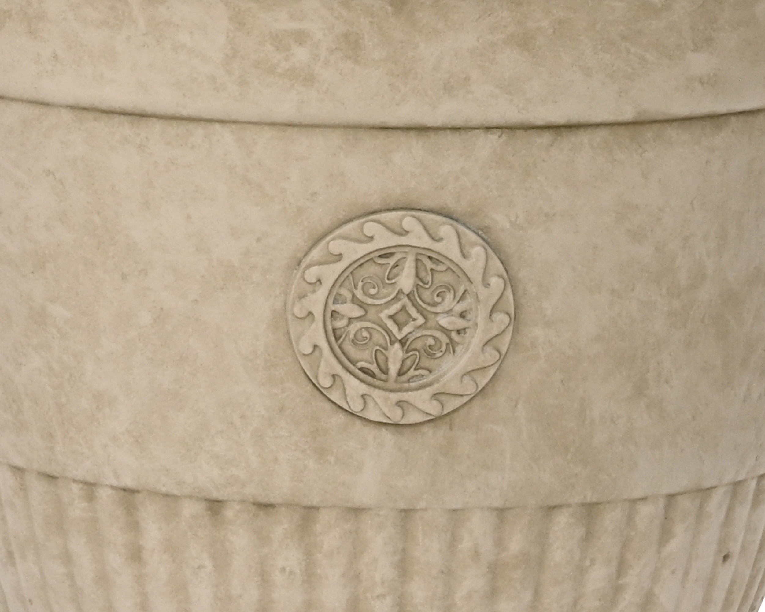 Heritage style planter