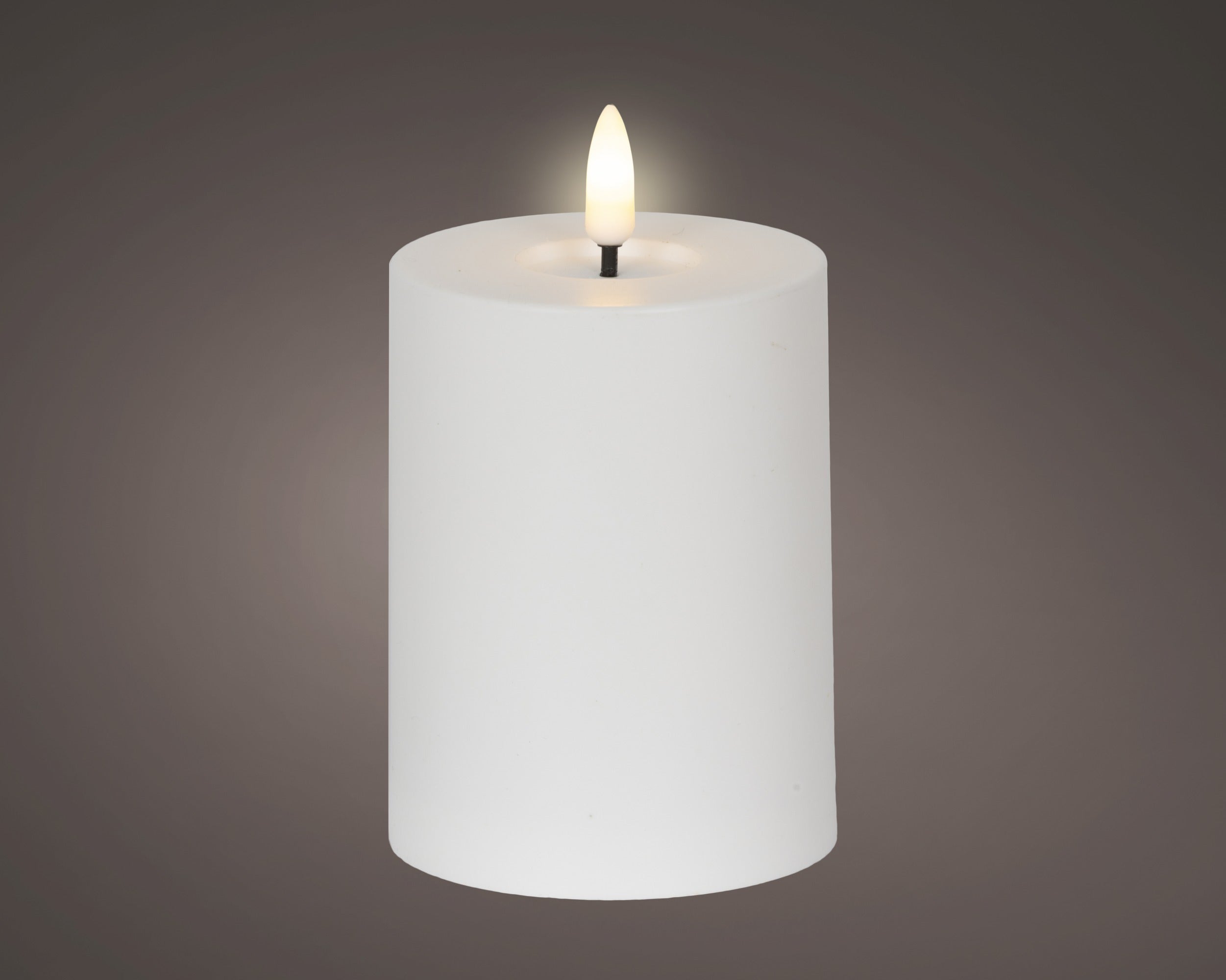 White battery operated pillar candle (12.5cmH)