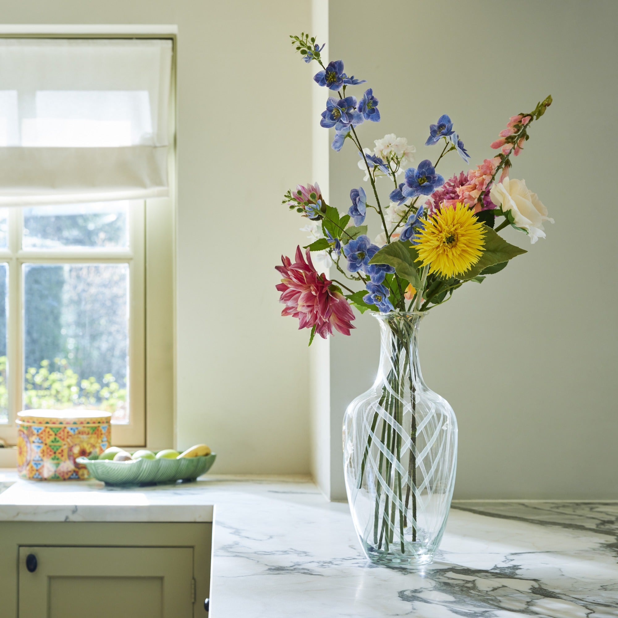 Peach and pink dahlia stem