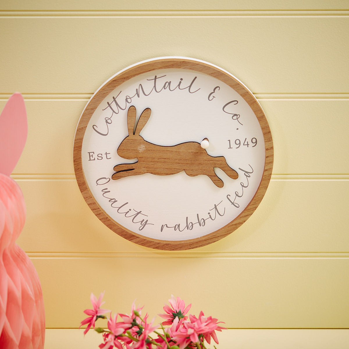 Bunny easel 3D round plaque